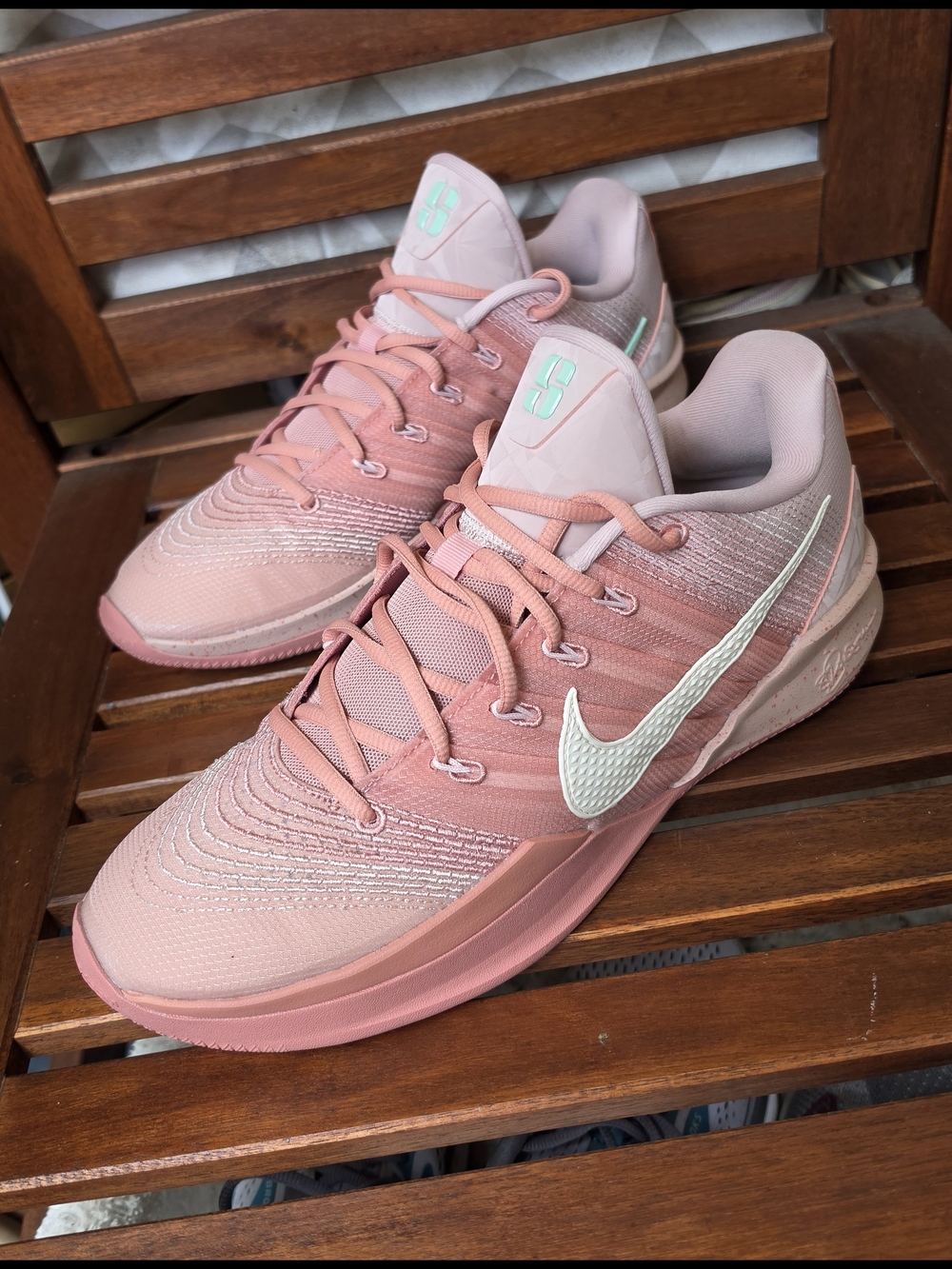 Nike Sabrina 3 Women’s Size 13 - Picture 2 of 7